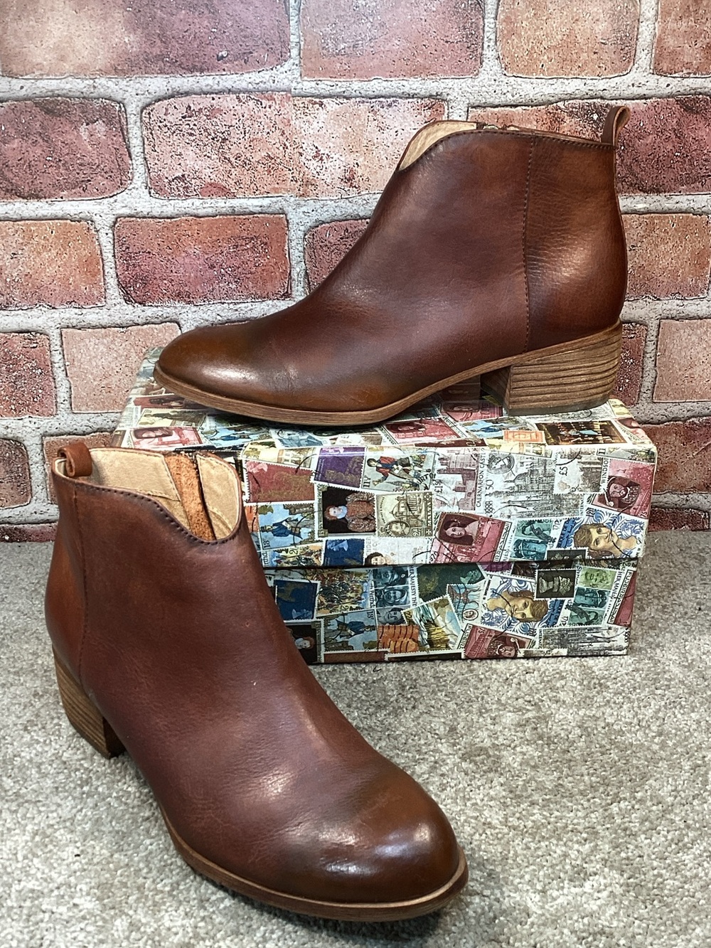 Sofft Womens brown ankle boots size 8.5